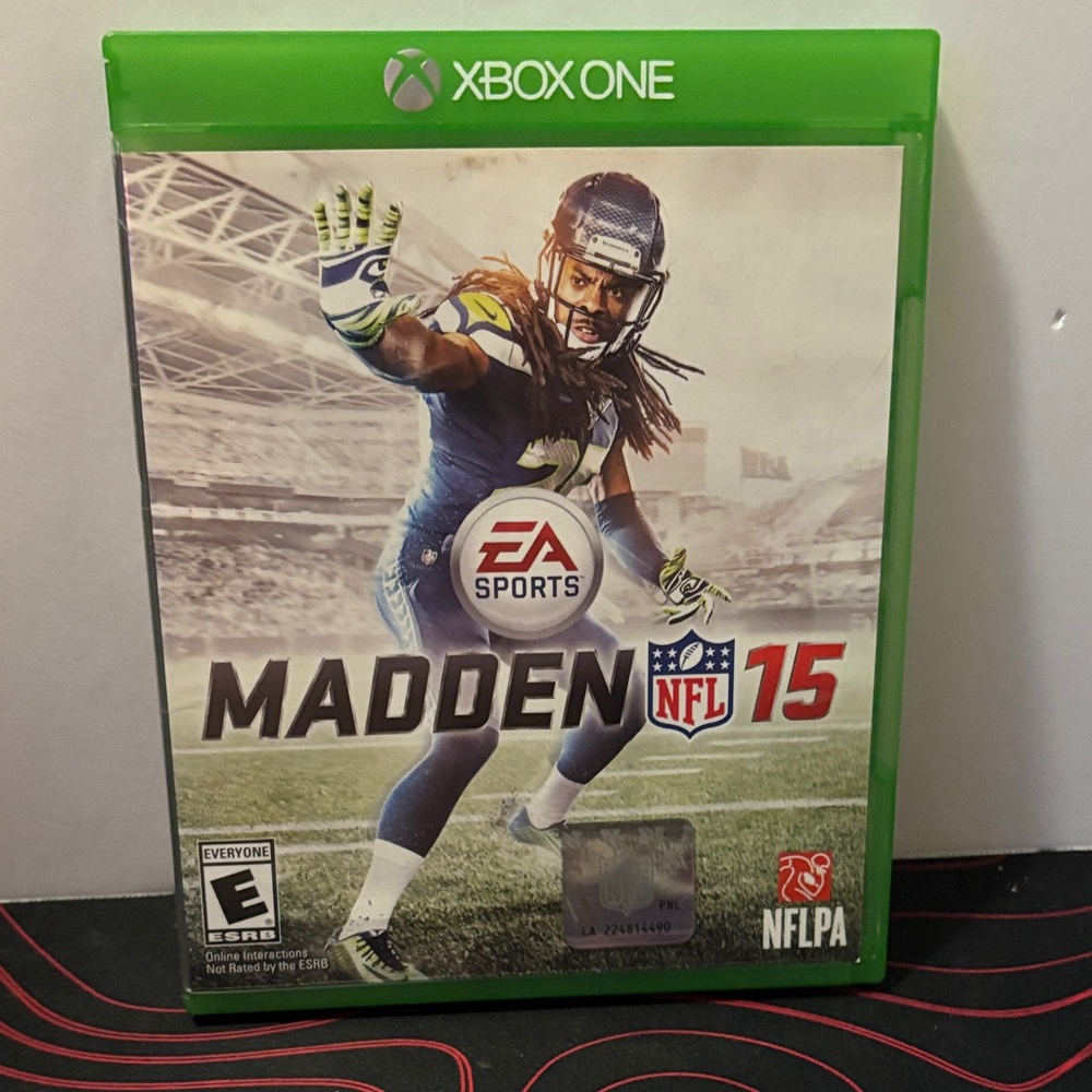 Madden NFL 15 for Xbox One - Green Case